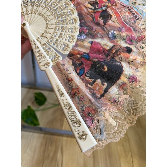 Vintage Spanish Lace Hand Fan - Picture 2 of 12